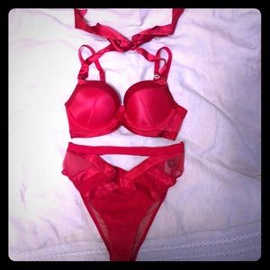 NWT Victorias Secret fishnet detail red sexy bra